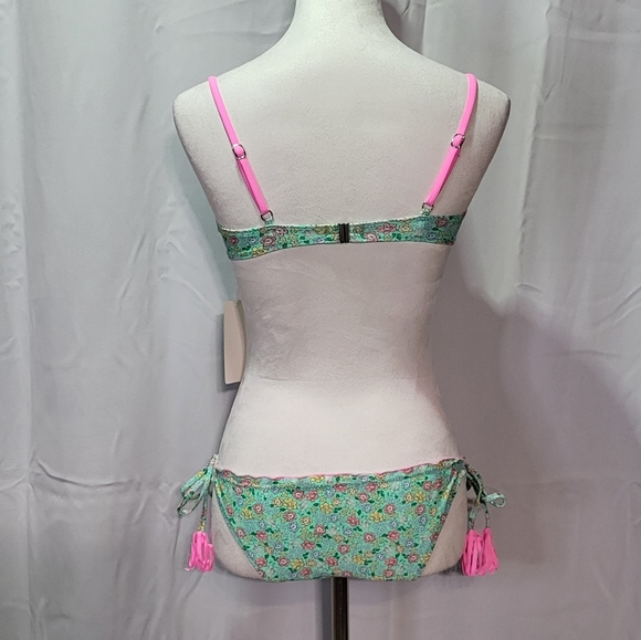 Sunday Brunch Women's NWT Green Floral Tassel 2 Piece Bikini Set Size Small - Picture 7 of 9